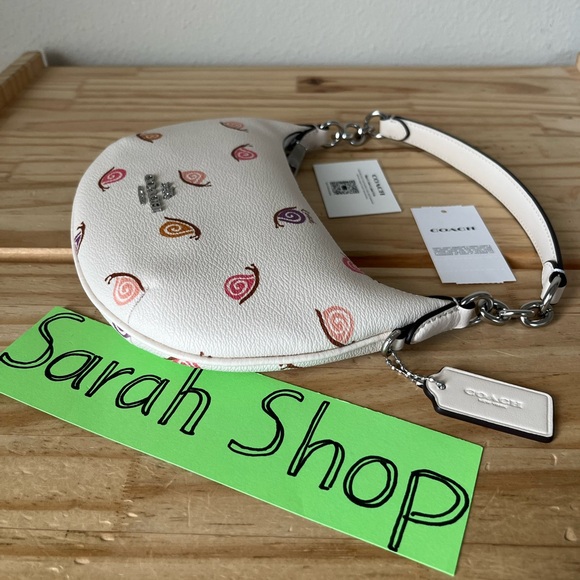 ✅Coach Mini Payton Hobo With Snail Print - Picture 4 of 13